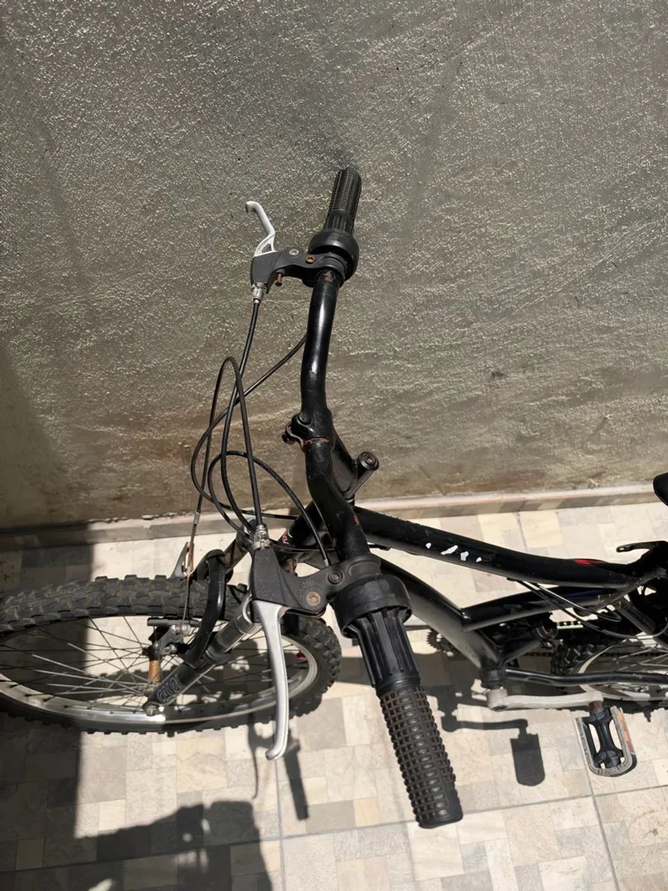 BICICLETA ARO 26 PRETA - Foto 5