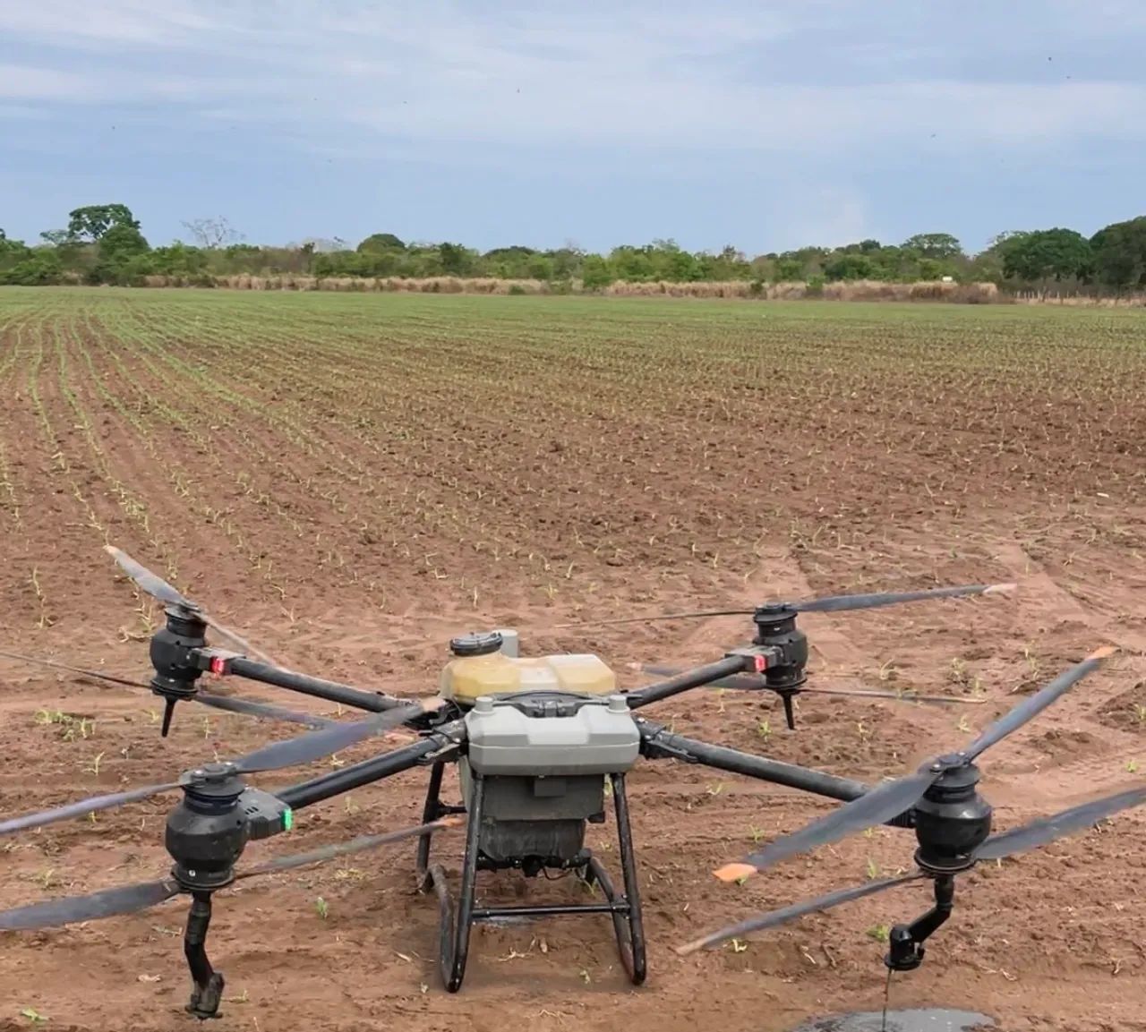 Drone agrícola dji t40+carretinha 