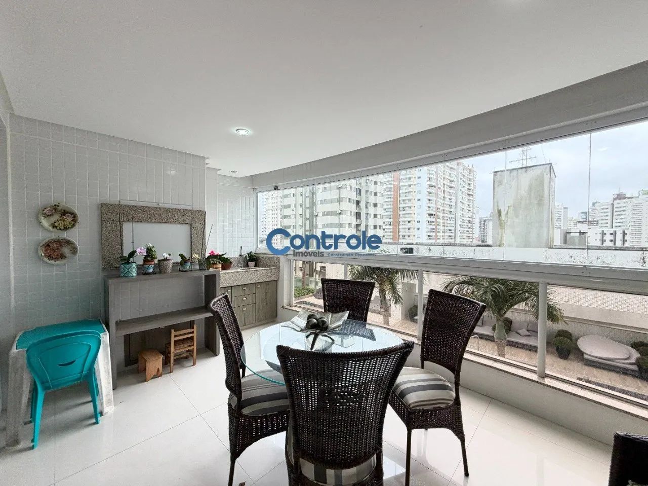 Apartamento com 04 dormitórios em Campinas, São José/SC! - Foto 2