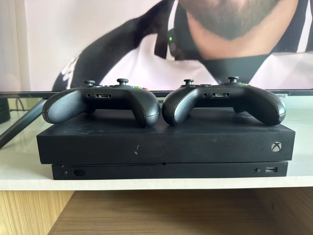 Xbox One X