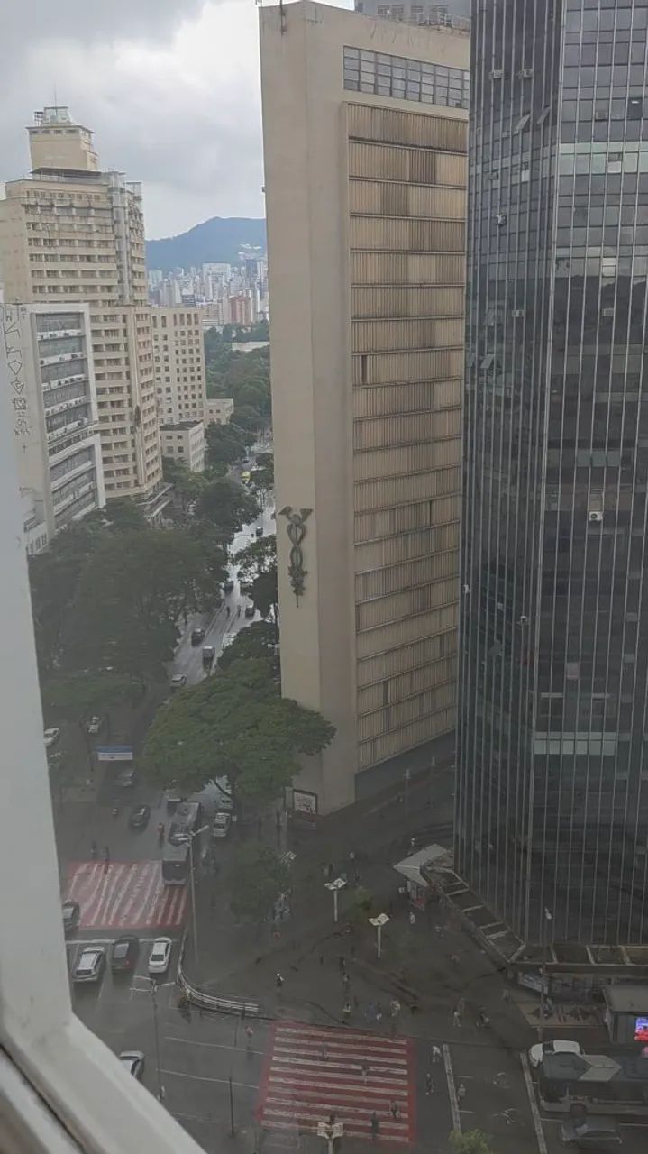 Aluguel de linda sala ampla com banheiro na Praça 7  - Foto 3