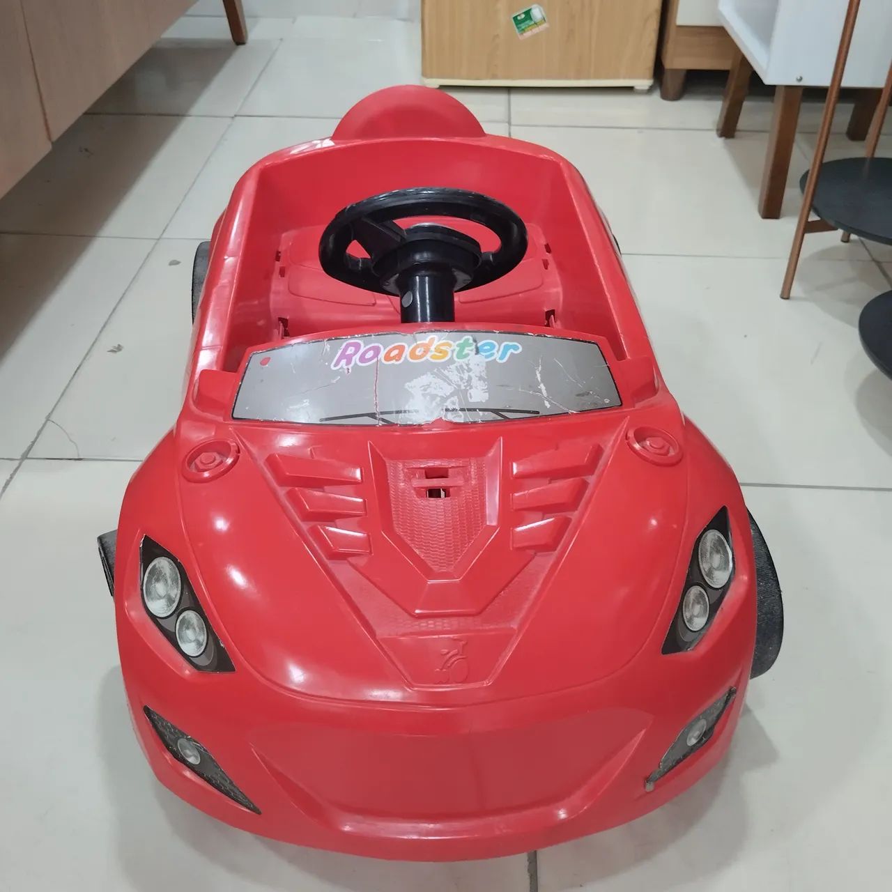 Carrinho de pedal infantil  - Foto 4