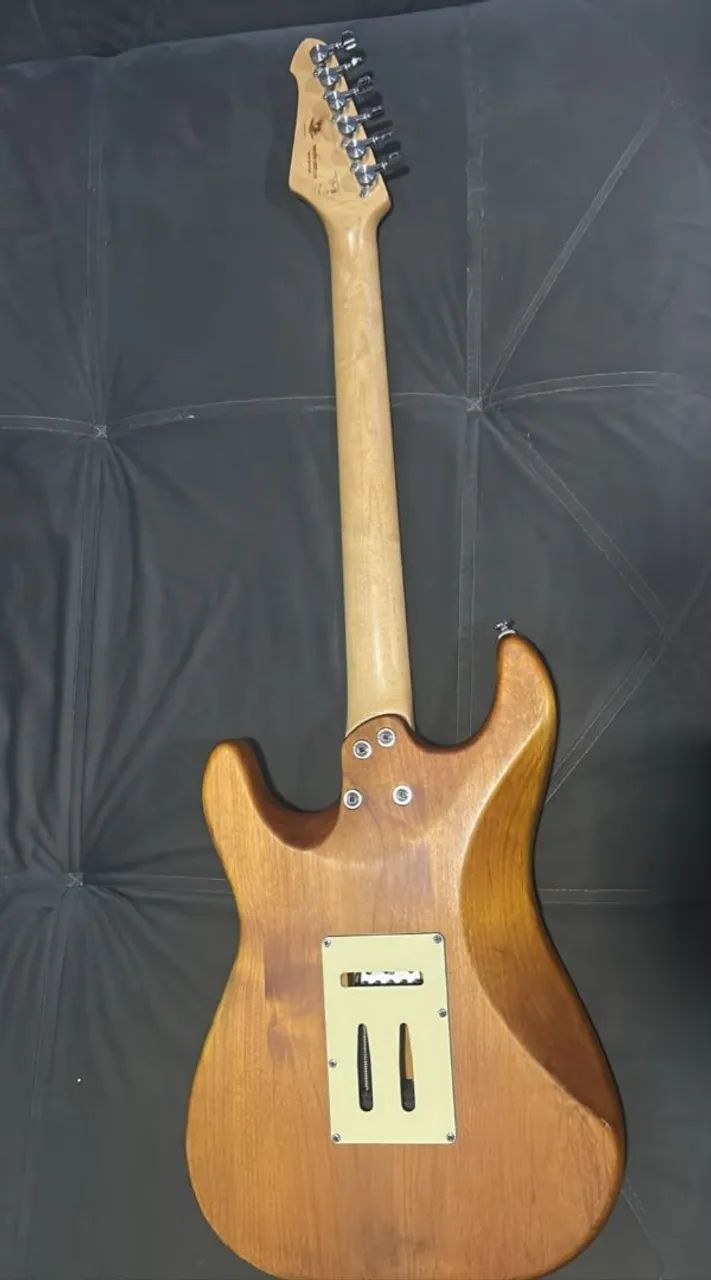 Guitarra Studebaker - Foto 3