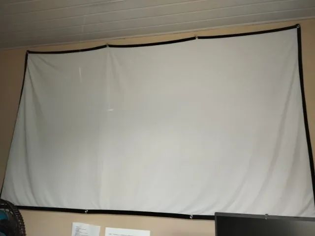 Projetor HY300