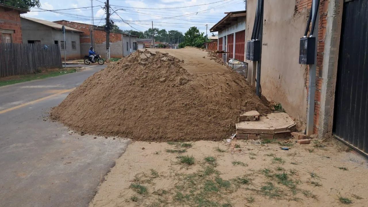 Venda de Areia, Barro e Brita. - Foto 4