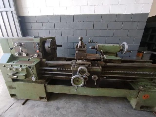 Vendo Torno MVN 2,20 Mts