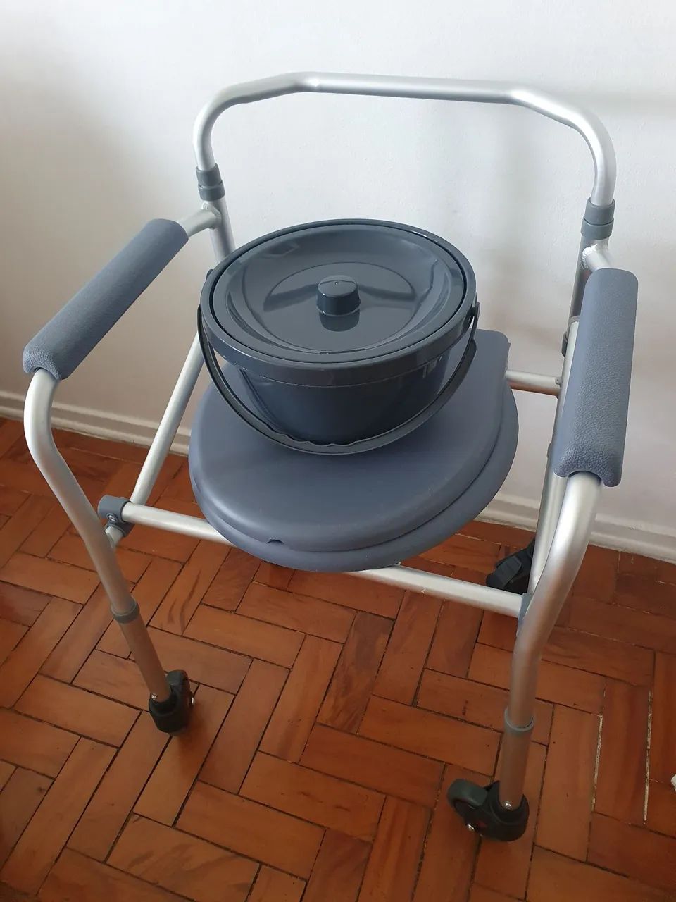Cadeira de banho - Foto 4
