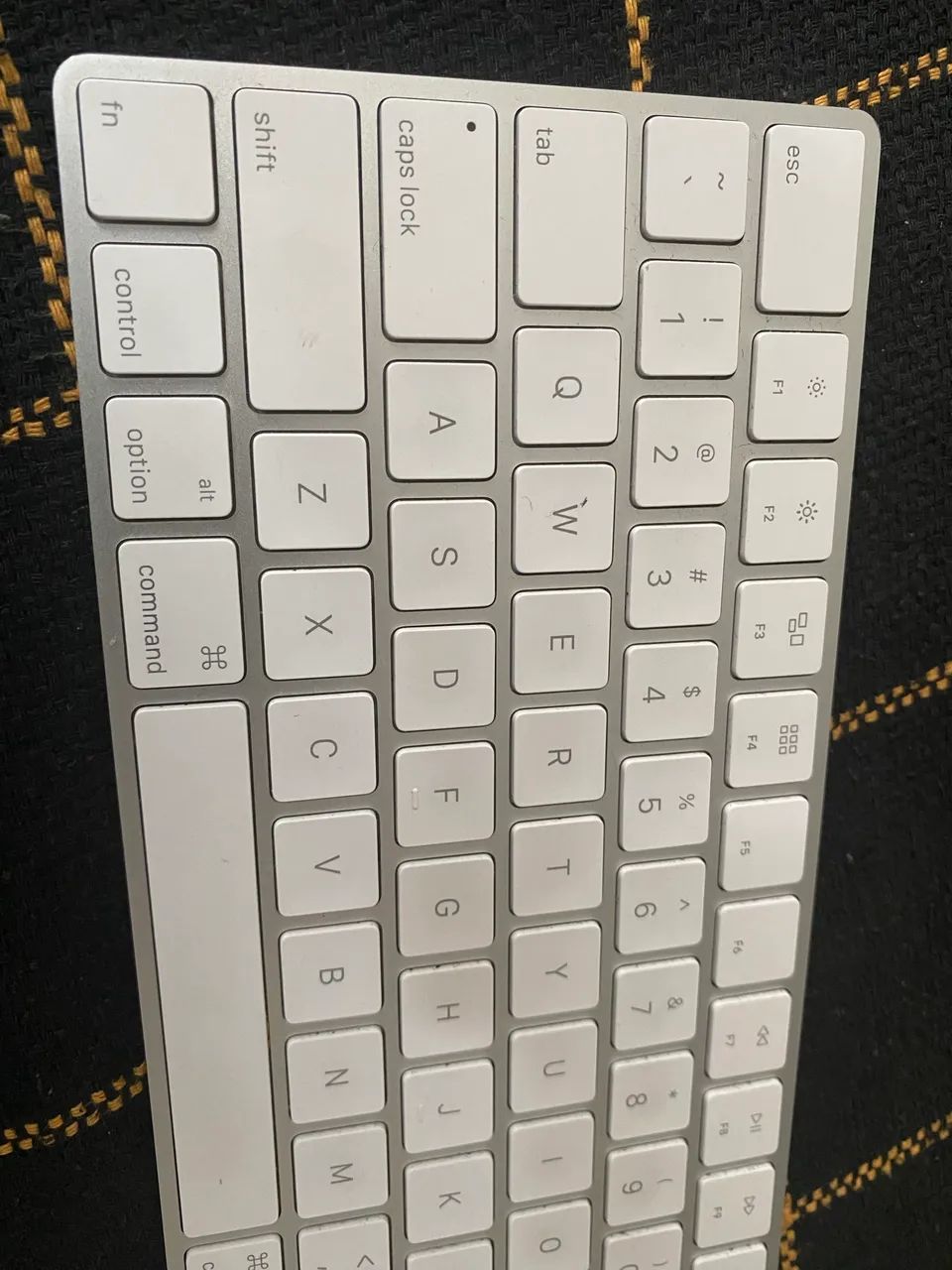Teclado Apple Magic Keyboard A2449 - Foto 4