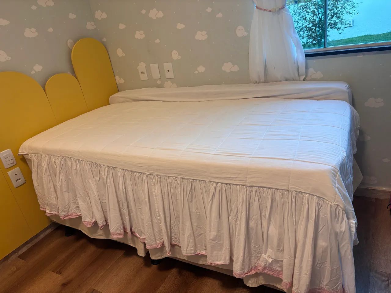 Vendo Cama Box solteiro com cama auxiliar , - Foto 2