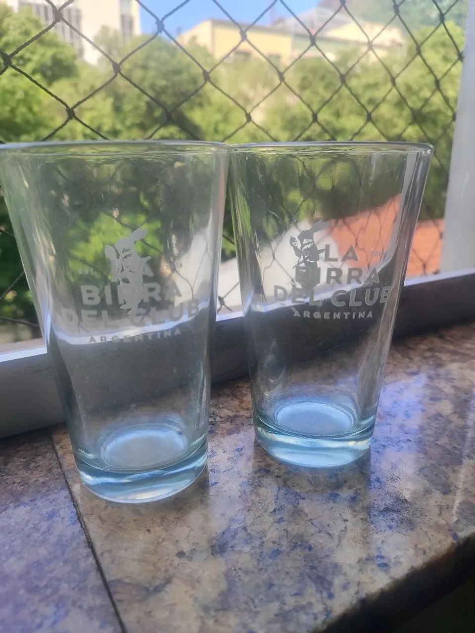 Par de Copos Tipo PINT para cerveja de PUB argentino " Lá Birra del club " 