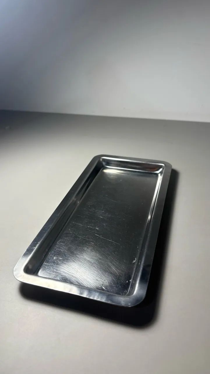 Kit de Bandejas Odontológicas (1 metálica e 1 plástica)