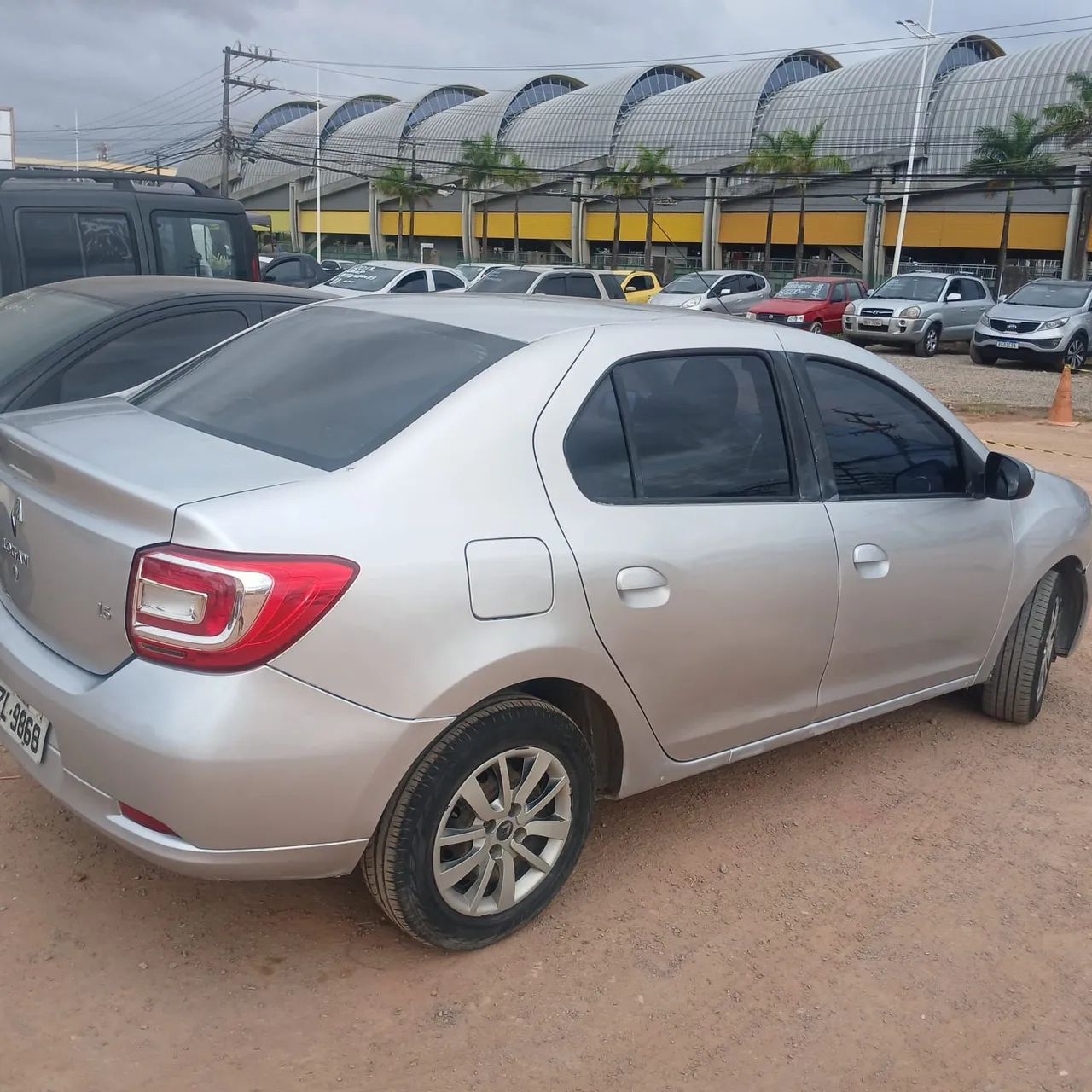 Renault Logan EXPRESSION HI-FLEX 1.6 8V 4P 2015