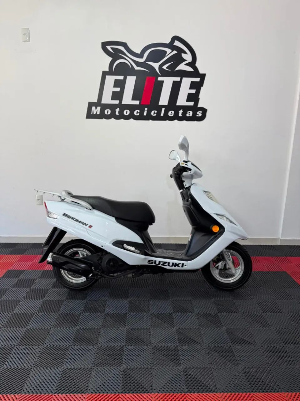 Suzuki Bugman I 125 2015 Branca Scooter Automatica