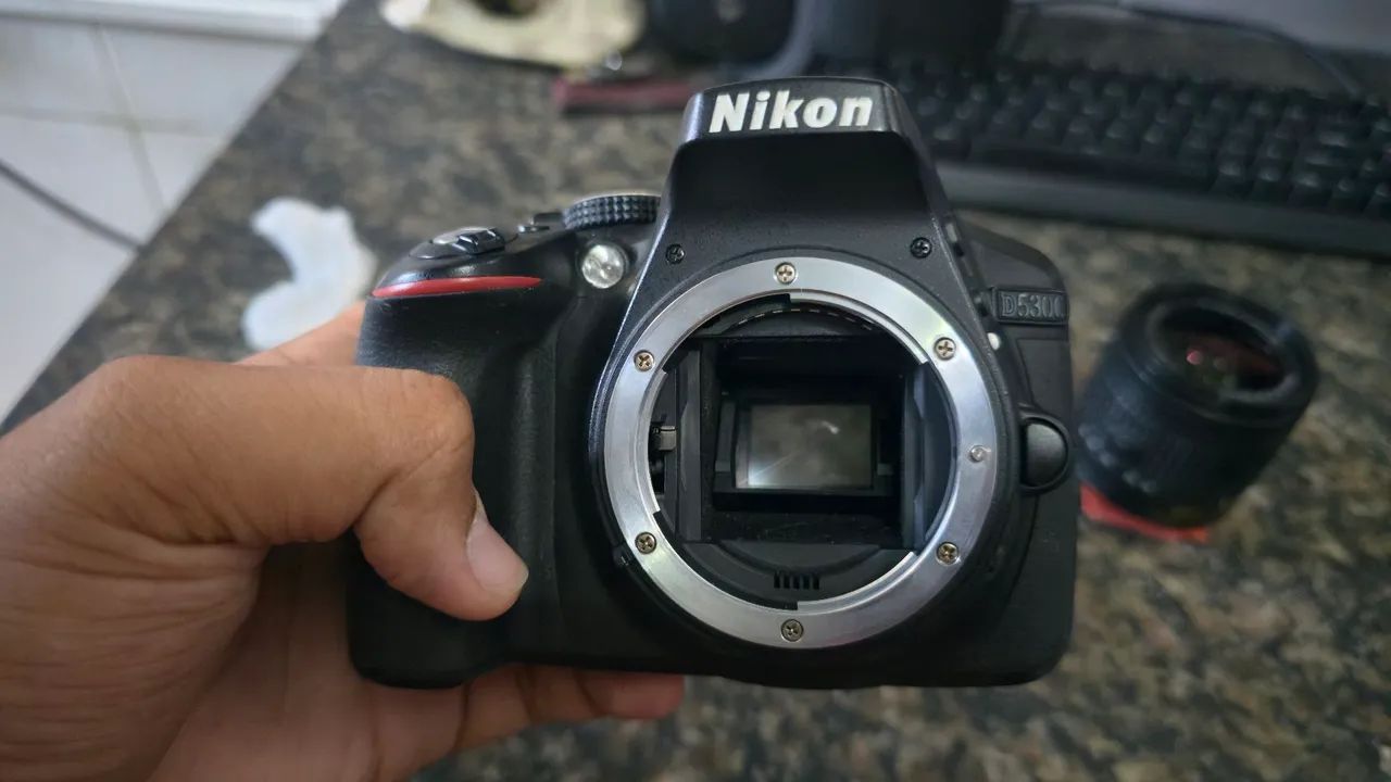 Câmera Nikon D5300 + Lente Kit 18-55mm - Foto 2