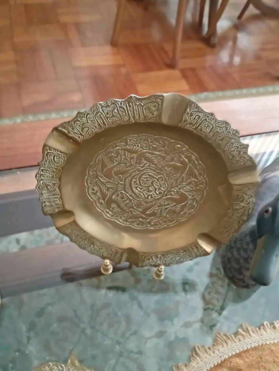 Cinzeiro de bronze vintage importado com tripé  - Foto 2