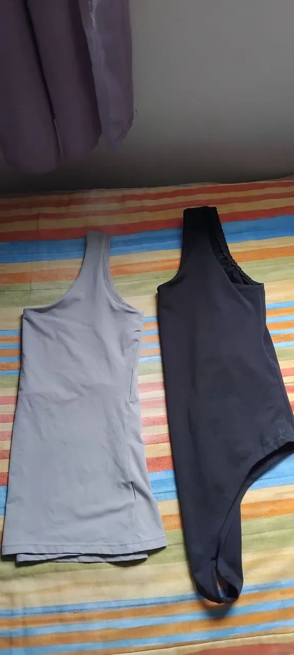 Lote de roupas - Foto 2