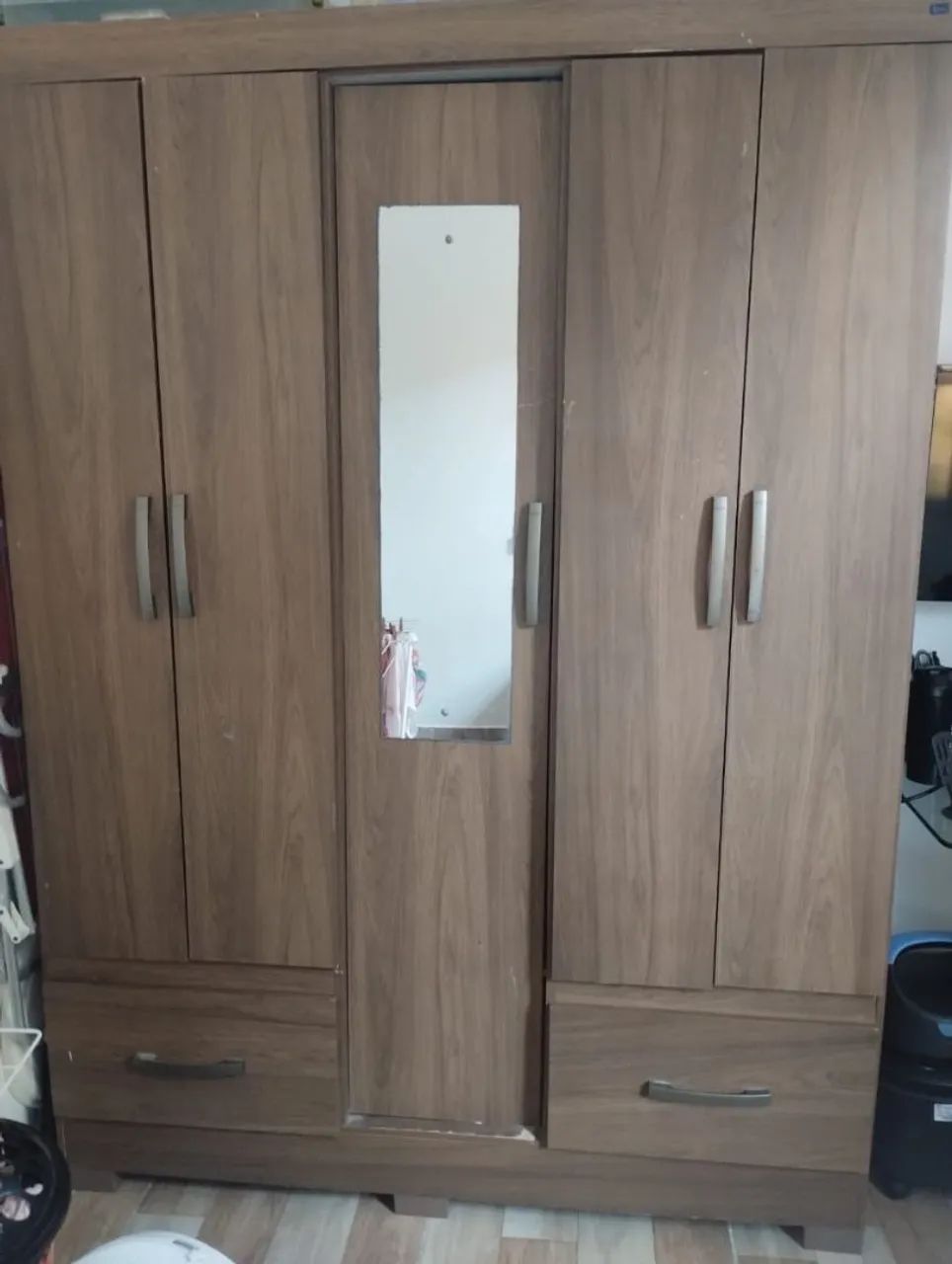 Guarda roupa