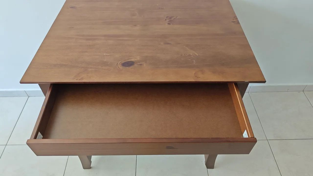 Mesa com Pés de Madeira - Foto 4