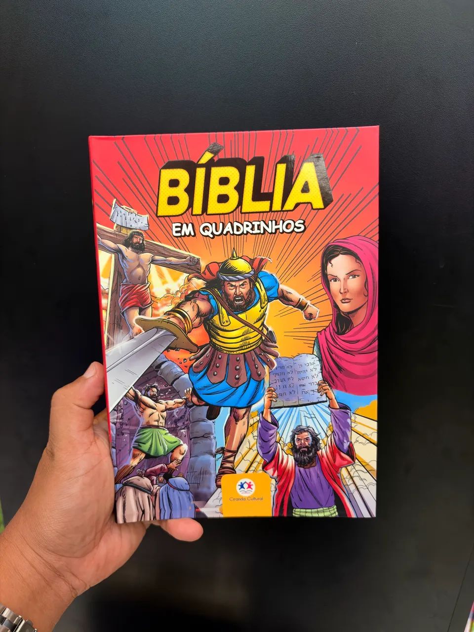 Bíblia em quadrinhos  - Foto 2