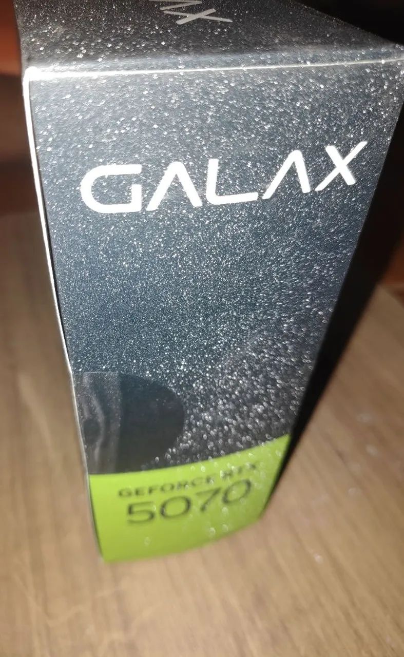 RTX 5070 12GB - Foto 2