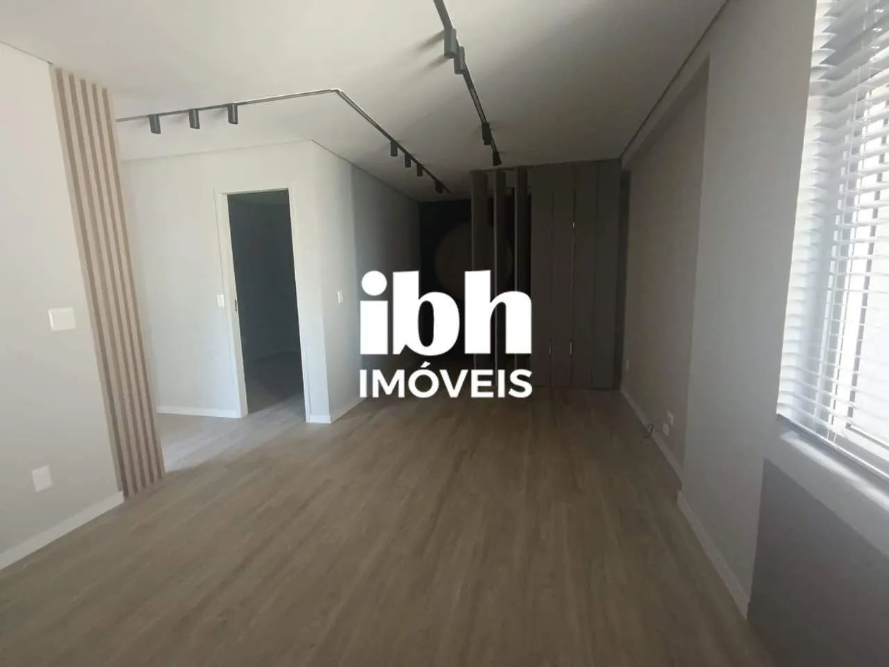 venda de sala comercial, 1 banheiro , 1 vaga, no Vila da Serra - Foto 5