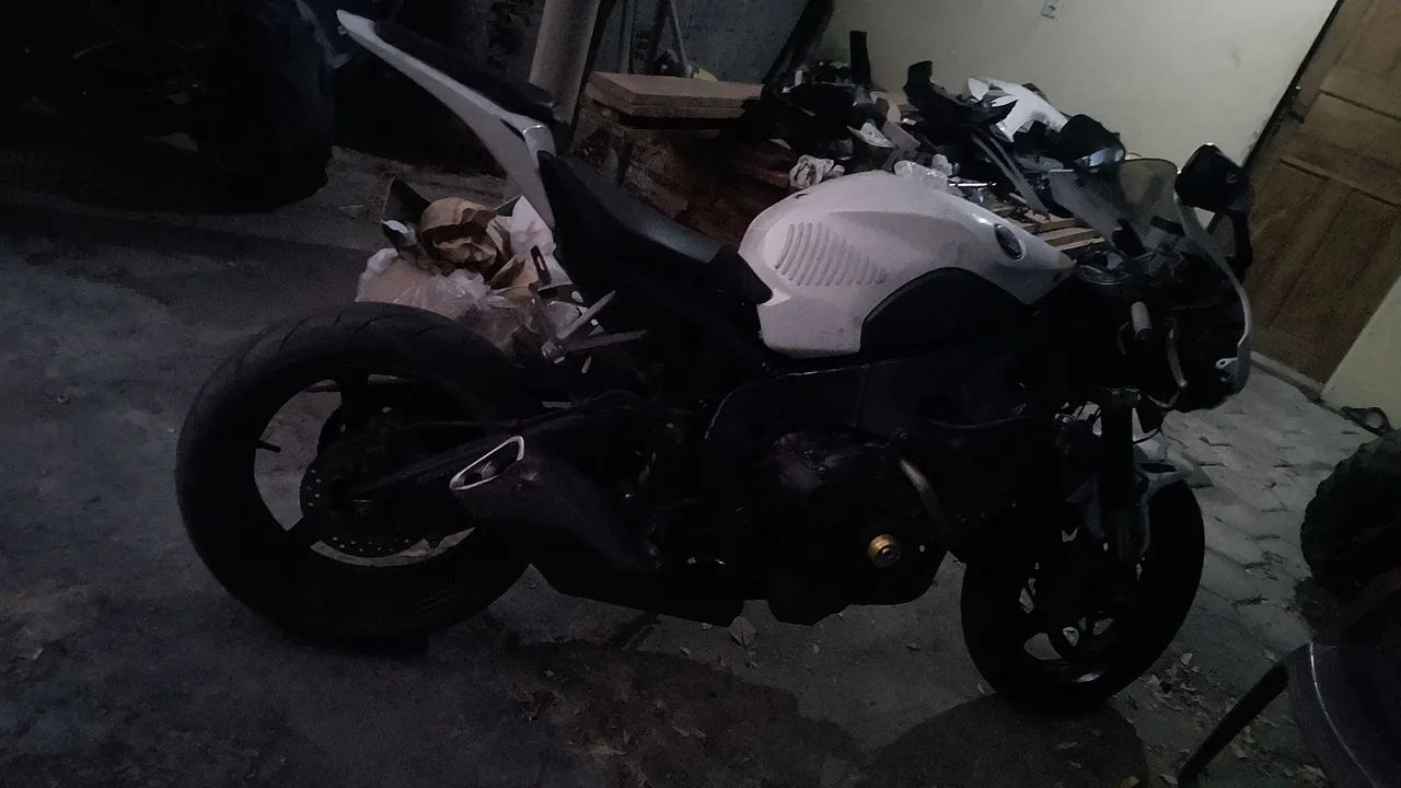 CBR RR 1000 - Foto 5