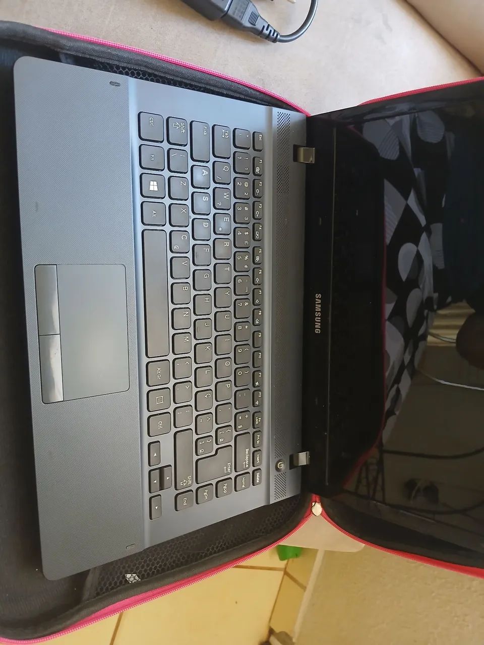 Notebook  - Foto 2
