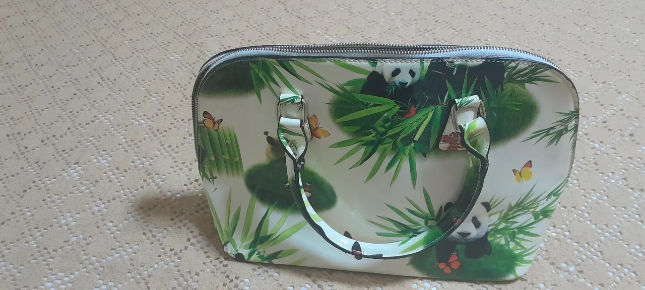 Vendo uma bolsa nova 