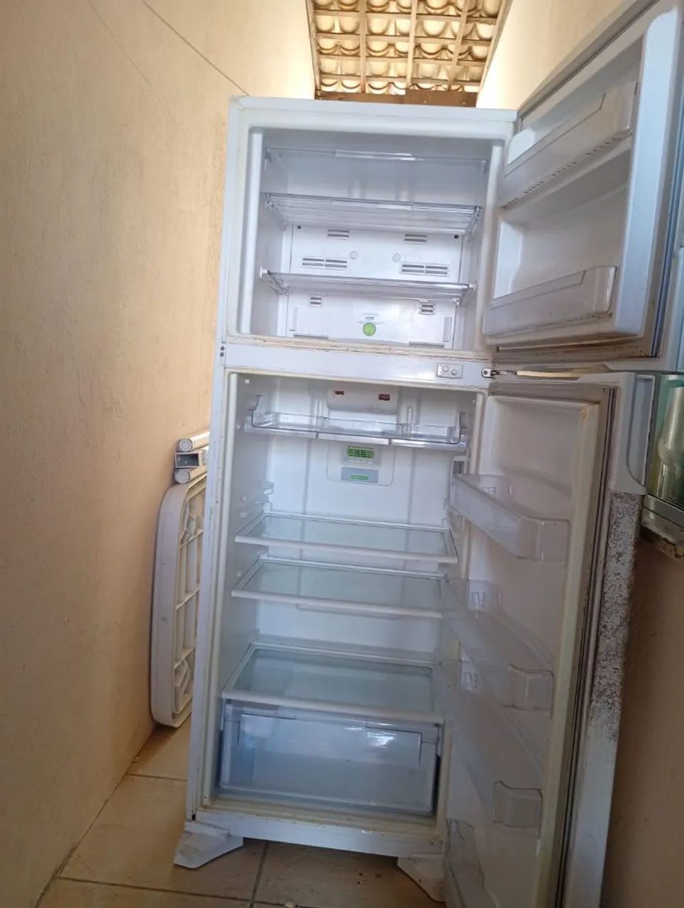 Vende se Geladeira Consul  - Foto 2