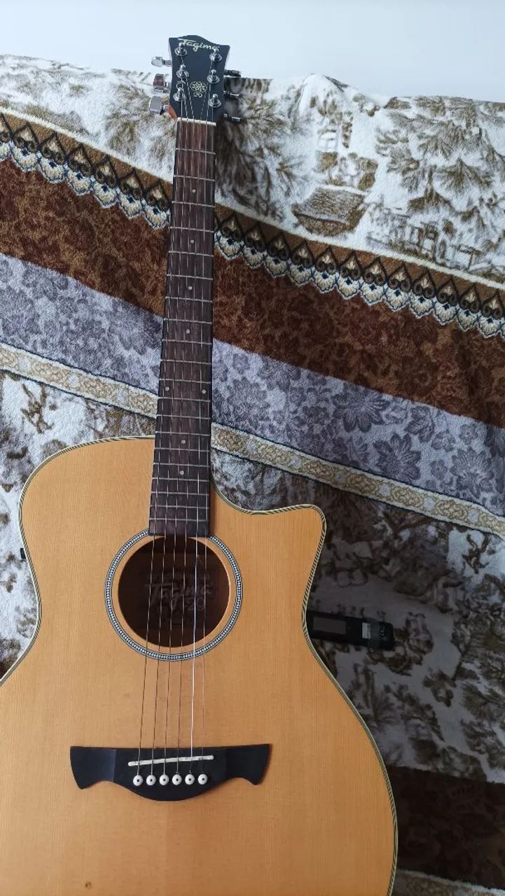 Violão elétrico 