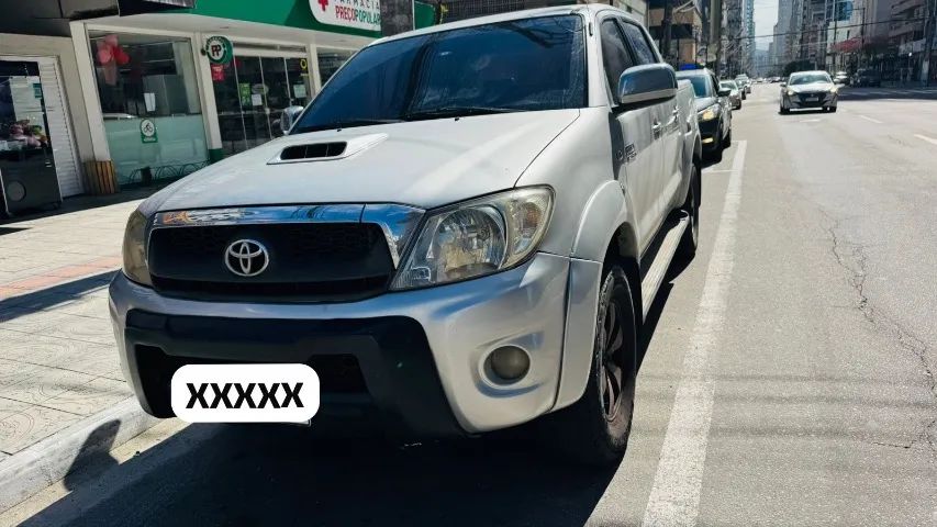 Toyota Hilux 2011