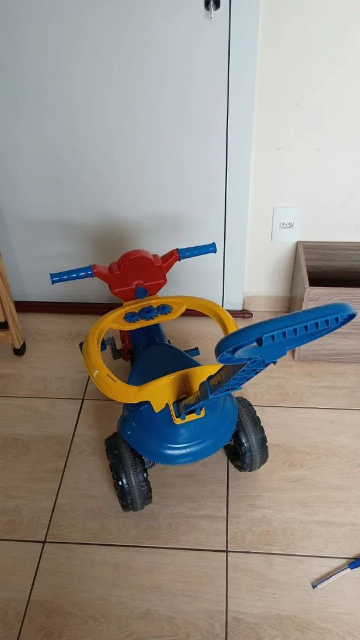 Triciclo de bebê  - Foto 2