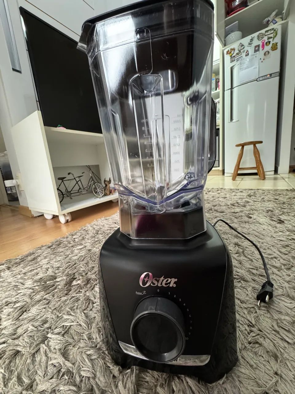 Liquidificador Oster 1400W - Super potente, pouco uso - Foto 3
