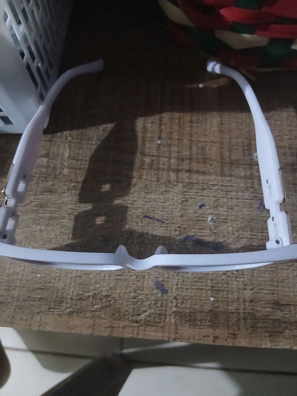 Oculos de sol branco ensarjoy 35 reais - Foto 4