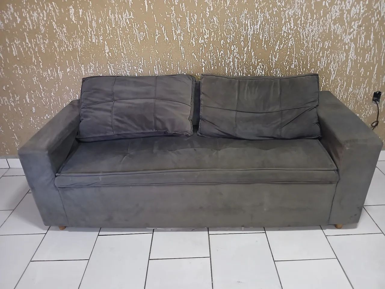 Sofa e lugares semi novo
