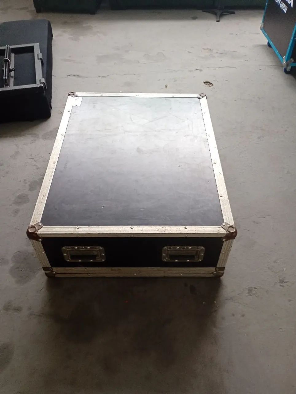 Case para mesa de som ou luz 