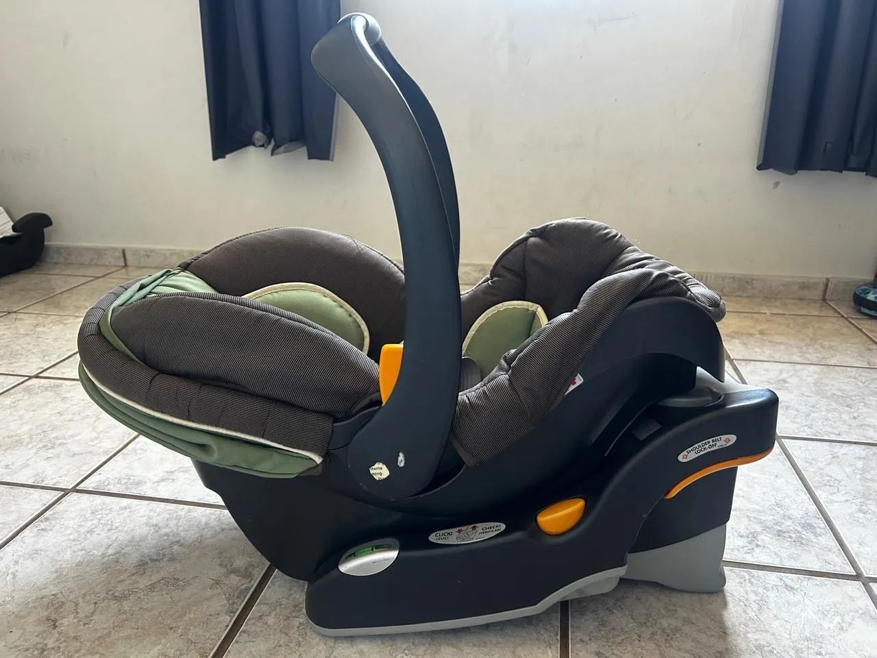 Bebê conforto com base  - Foto 4