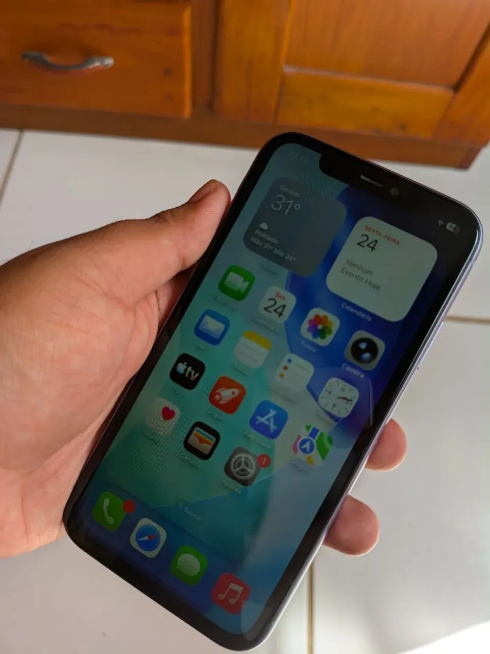 iPhone 11