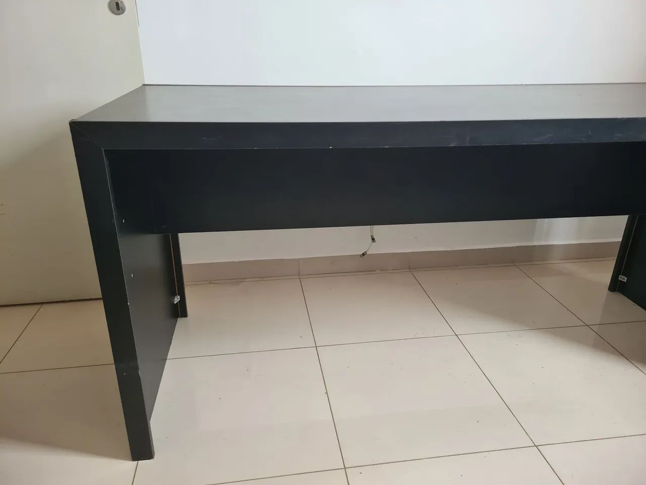 Mesa de Escritório Preta - 1,65m - Foto 2