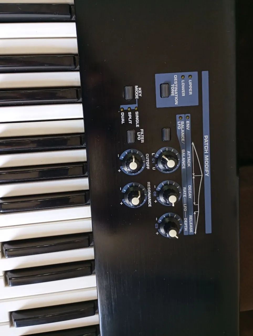 roland juno d