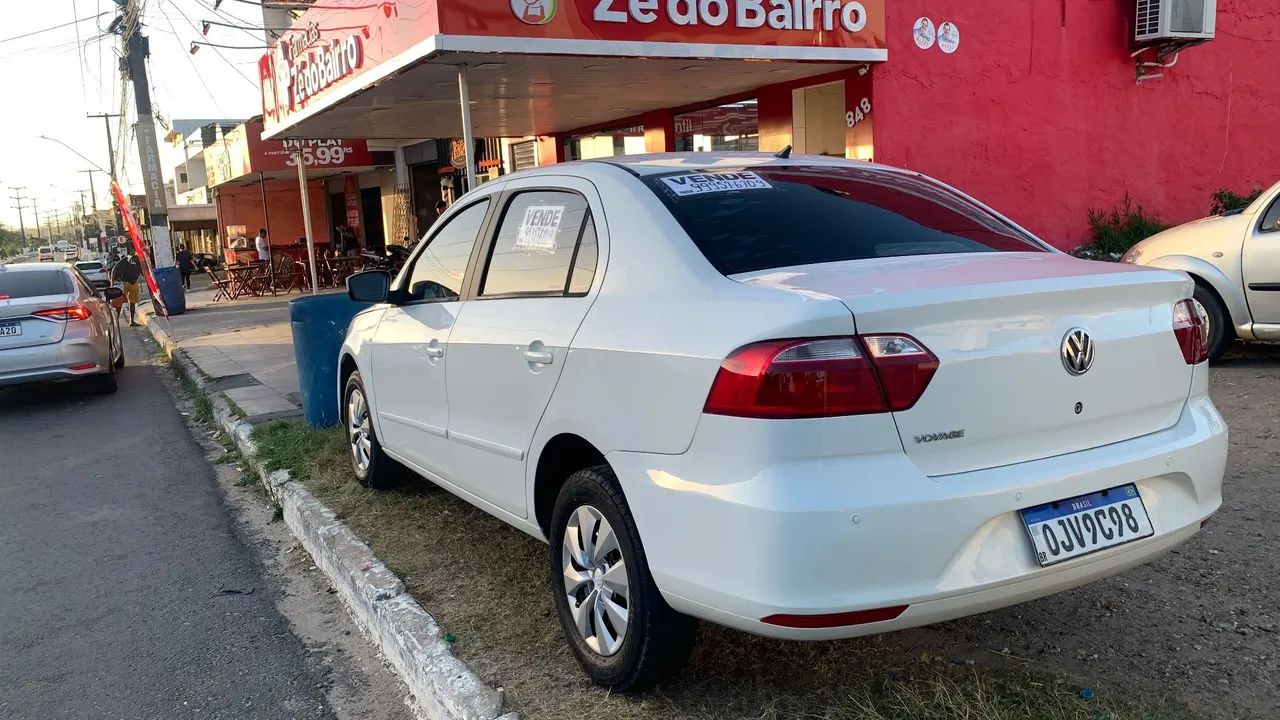 Volkswagen Voyage 1.0/1.0 CITY MI TOTAL FLEX 8V 4P 2013