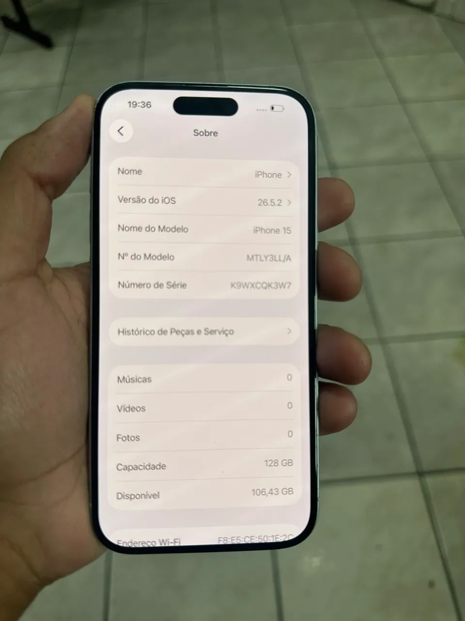 Iphone 15 128 gb bateria 77% - Foto 3