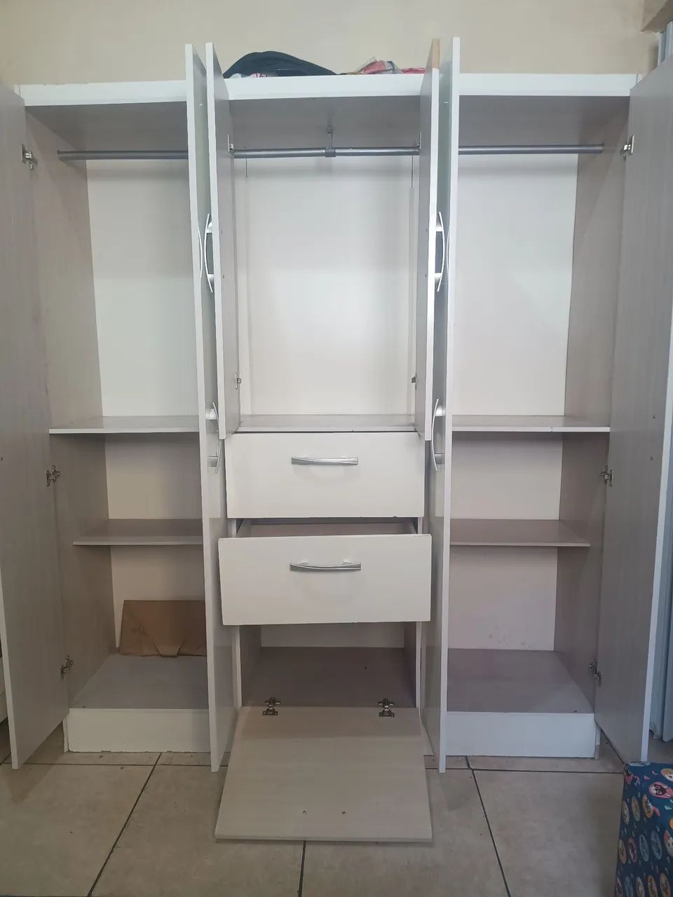 Guarda roupas - Foto 2