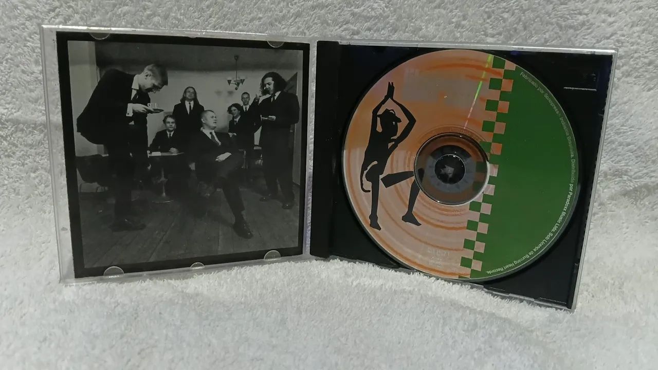 CD Liberator - This is - Foto 2