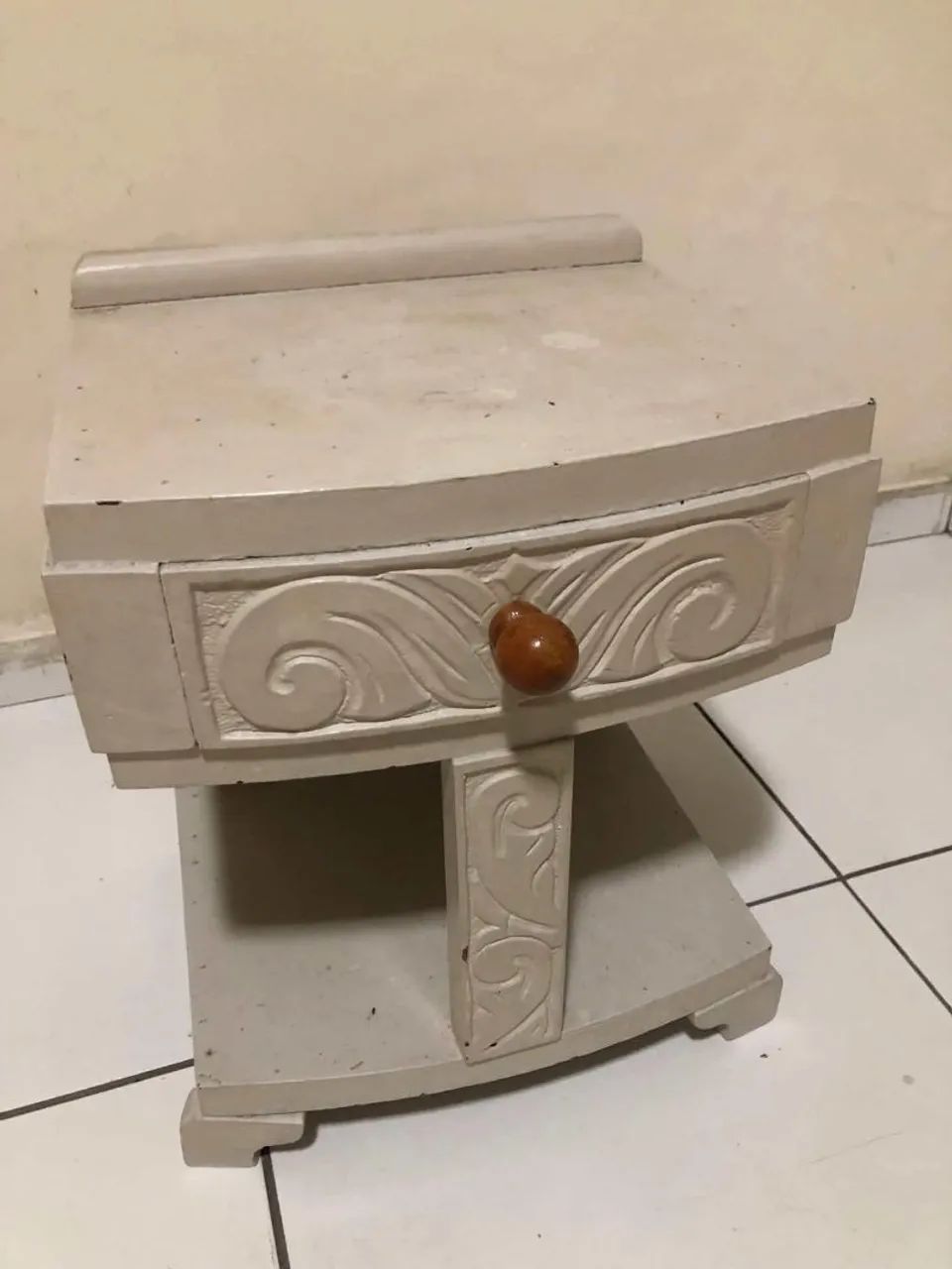 Criado Mudo Antigo