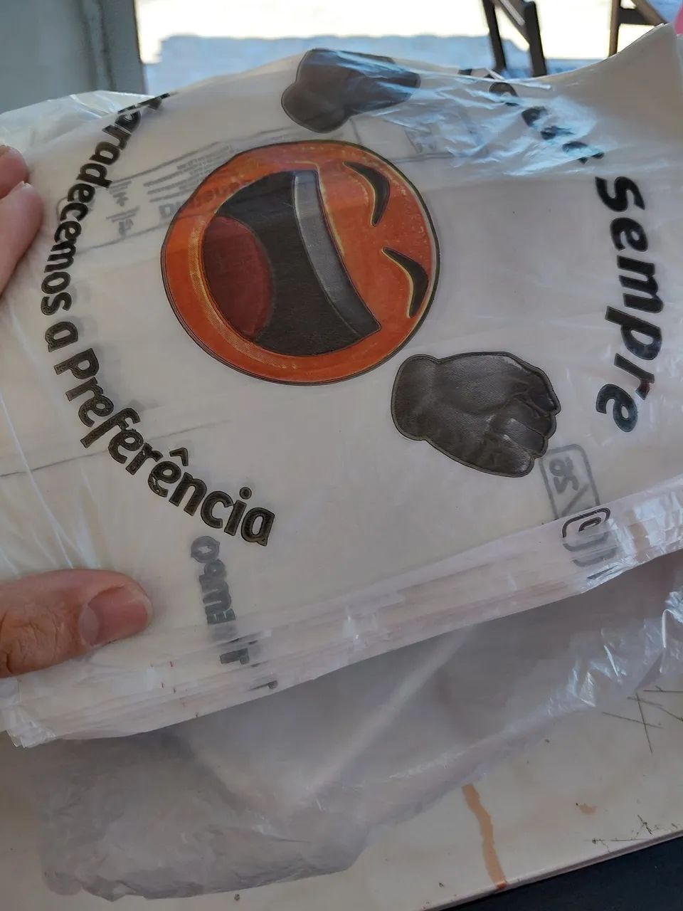 Sacolas plásticas.