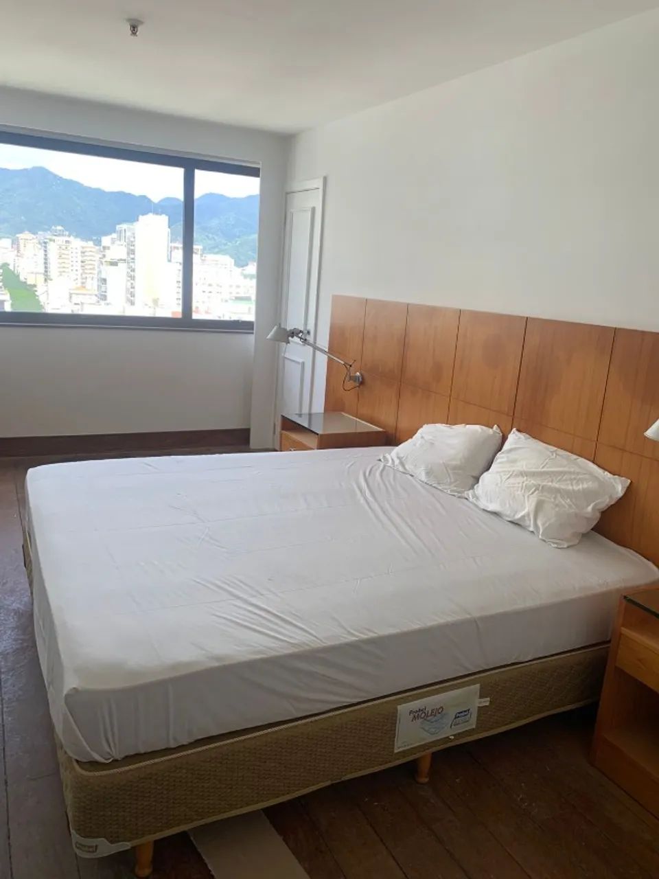 Cama box de Viúva - usada em hotel