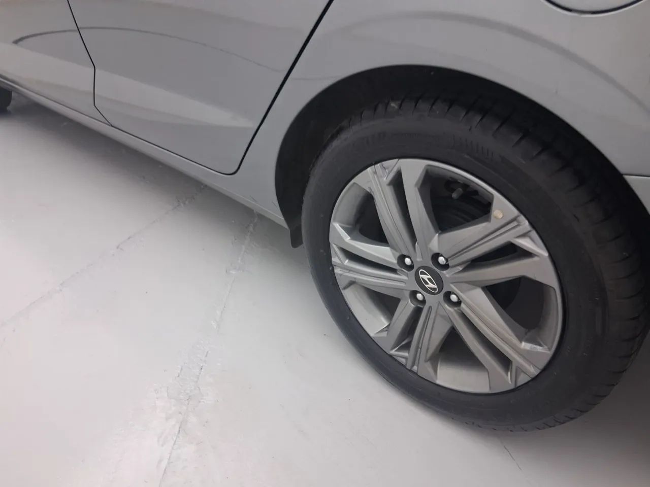 Hyundai HB20S Limited 1.0 TB Flex 12V Aut., foto 12 de 18