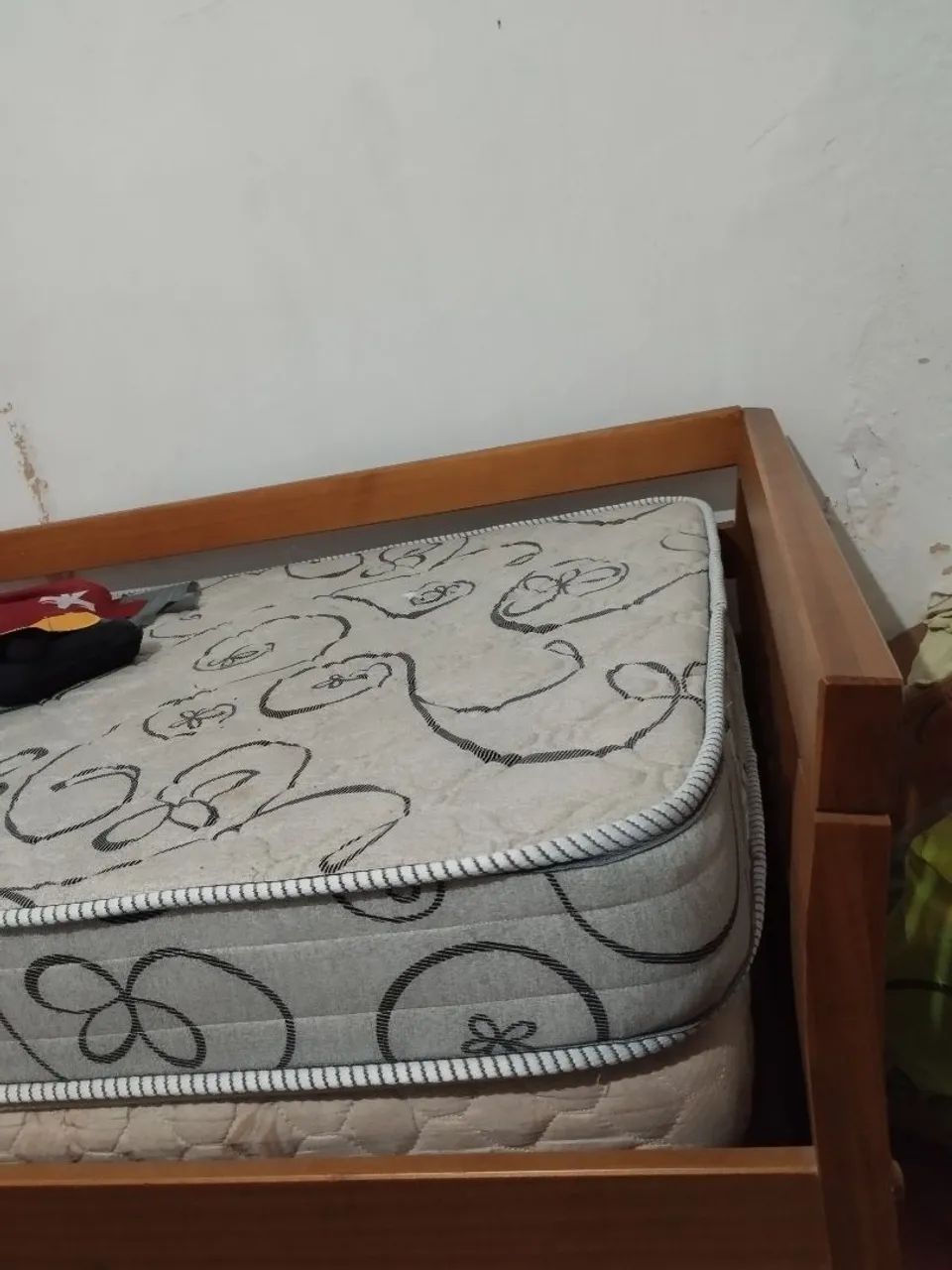 Cama solteiro (madeira estilo sofá) - Foto 3