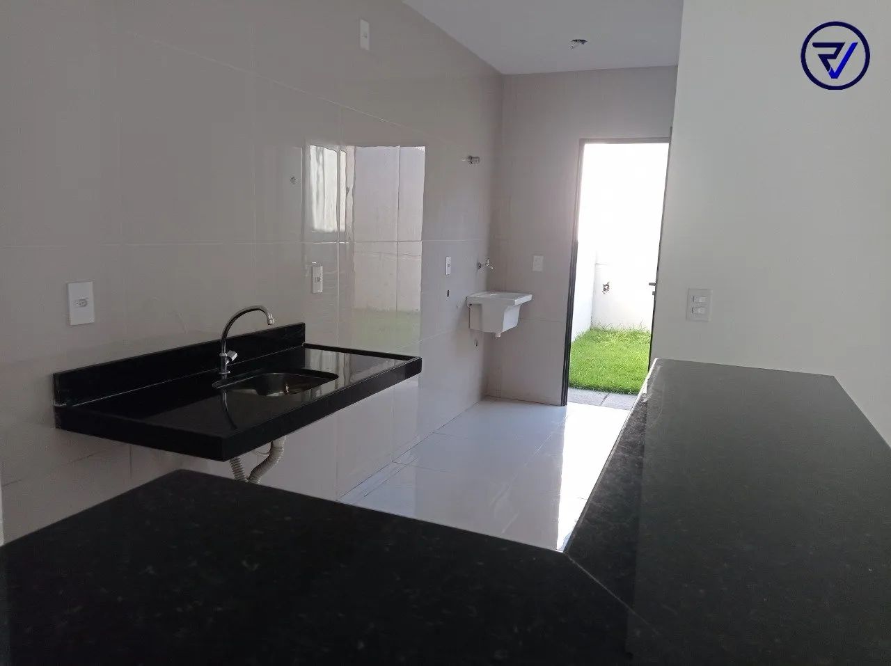Excelente casa Duplex no coração da Maraponga - Foto 3